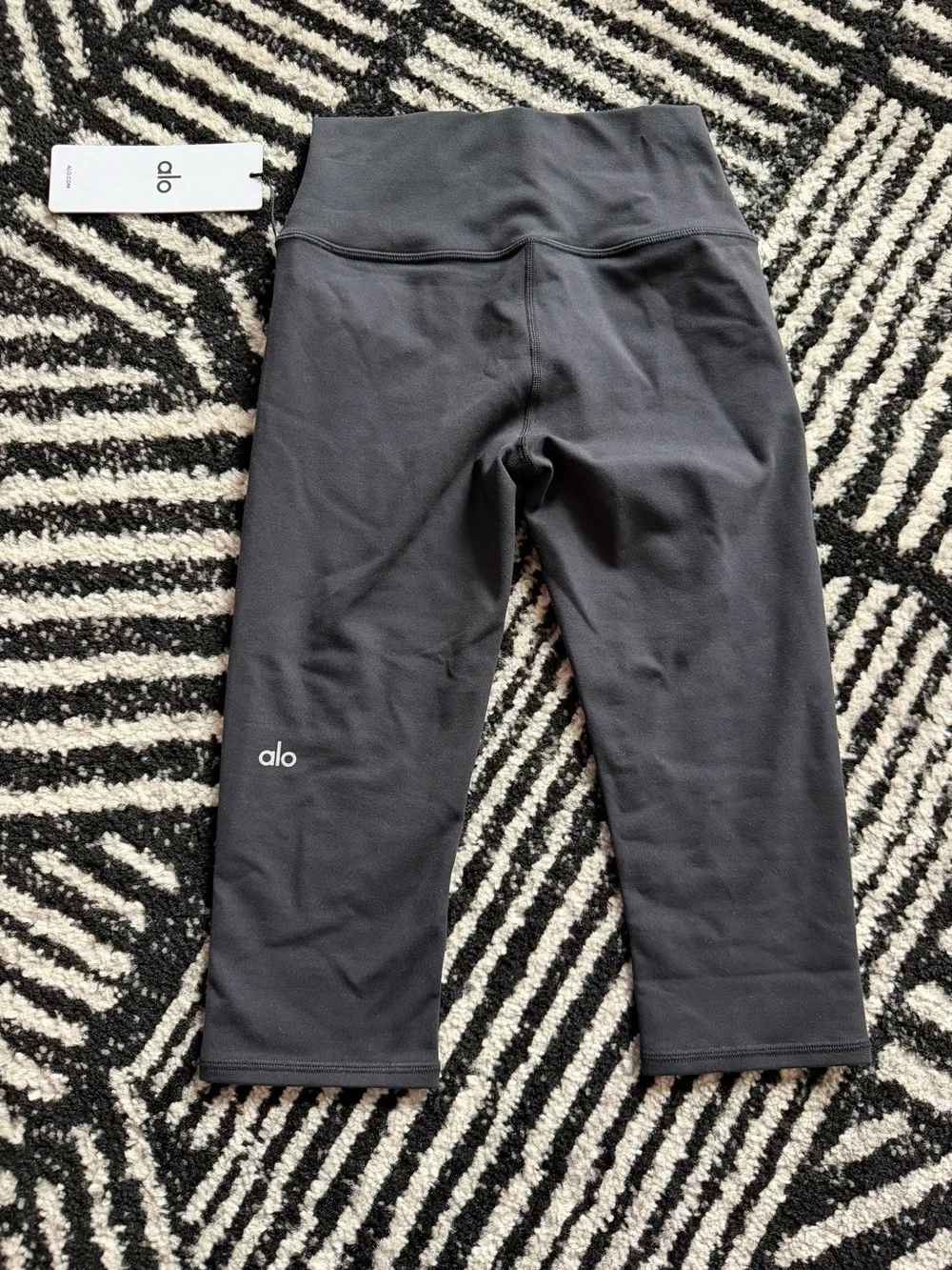 ALO Yoga nwt